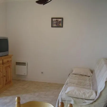La Rochelle: Appt 3 Pieces, 6 Pers, Piscine, Parking, Proche - Fr-1-551-19 Apartment *