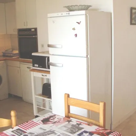 La Rochelle: Appt 3 Pieces, 6 Pers, Piscine, Parking, Proche - Fr-1-551-19 *